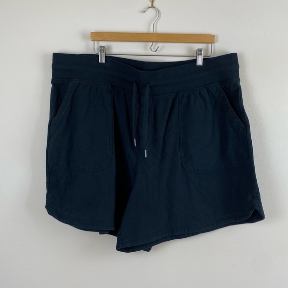 Athleta Farallon Midi Short Women's Plus Size Black - Picture 1 of 9